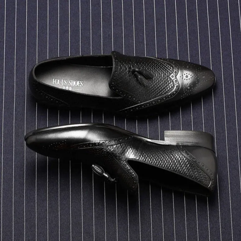 AlliLux Carved Pointed Toe Slip On Loafers