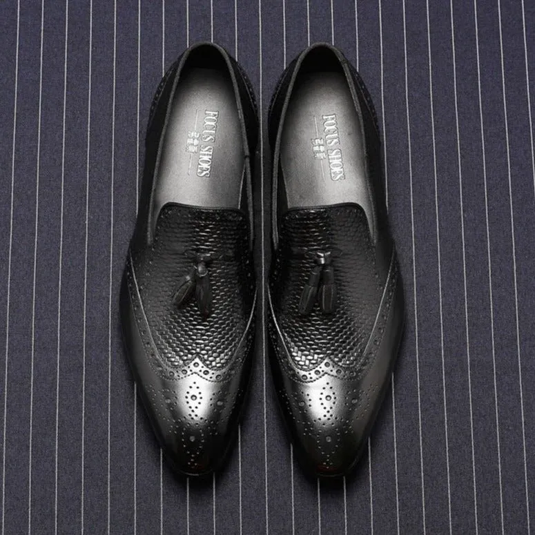 AlliLux Carved Pointed Toe Slip On Loafers