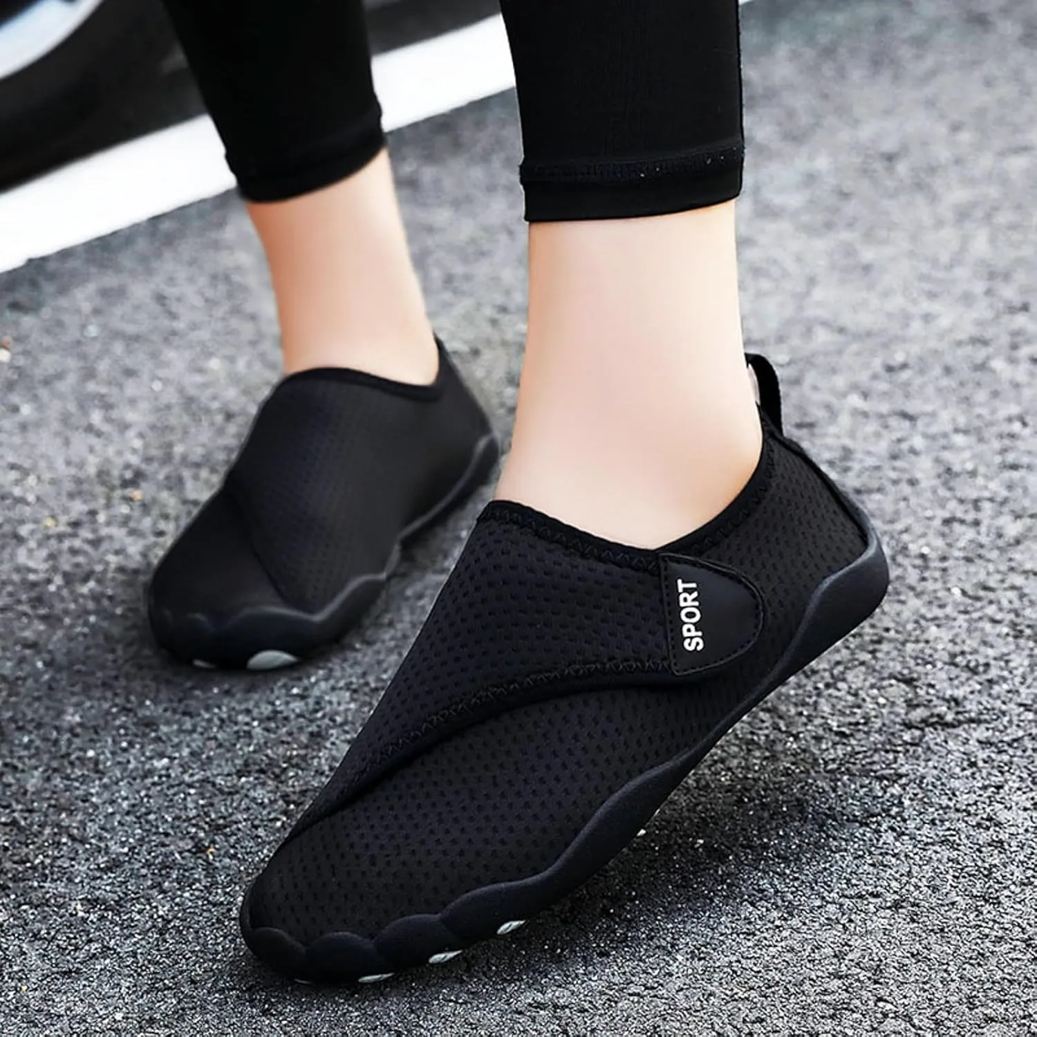 Lightweight Walking Shoes River Tracing Shoes for Women Breathable Swimming Diving Shoes Wading Five Women's